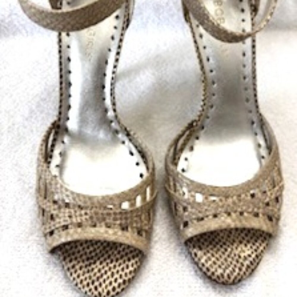 BCBG "Gylda" ankle strap heels in 'bone pearl multi snake' Size 8
